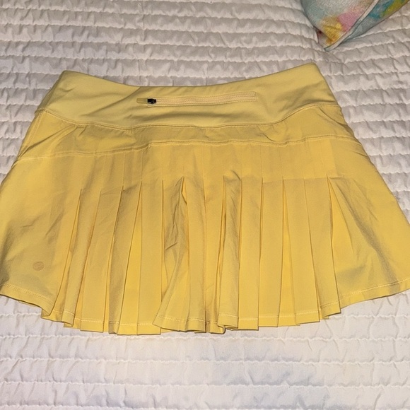 Athletic skirt - Picture 2 of 3